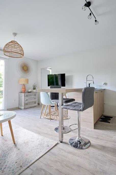 Apartmán Le Cocon Boheme Chic Sartrouville Exteriér fotografie